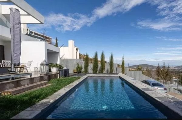 Hermosa Casa Lo Barnechea - El Huinganal - Imagen 2