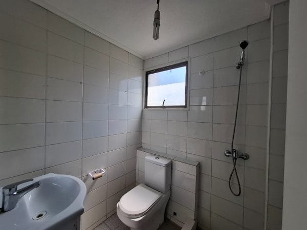 Hermosa Casa 4 D + 3 B - Imagen 9