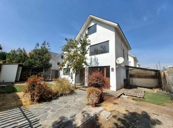 Hermosa Casa 4 D + 3 B - Imagen 2
