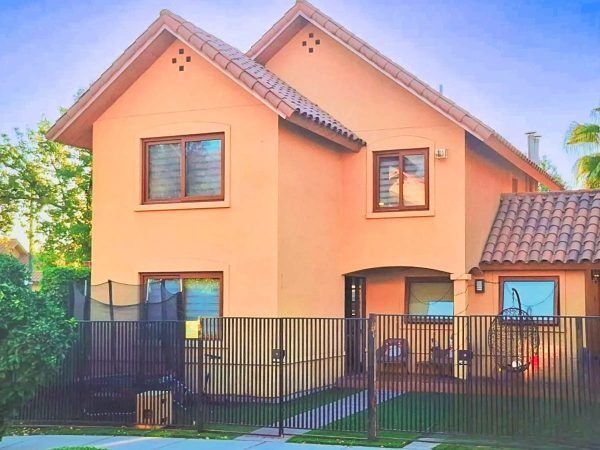 Casa En Condominio 4d+3b+2e Precio Rebajado