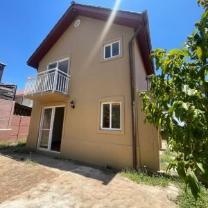 ¡ Propiedad Remodelada Con Accesos Controlados / 4d+3b !