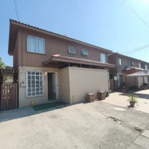 Acogedora Casa En Condominio Las Rosas De Gabriela